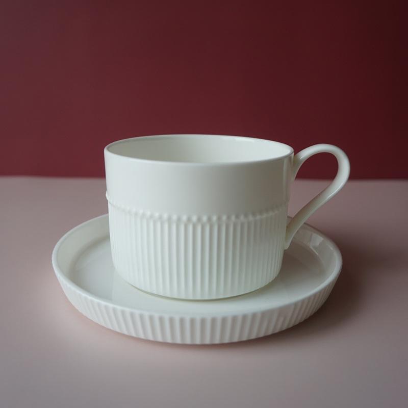 European-style Solid Color Ceramic Coffee Cup and Saucer Set -  Mark Cup for Home, Office, Afternoon Tea, and Drinking Water.